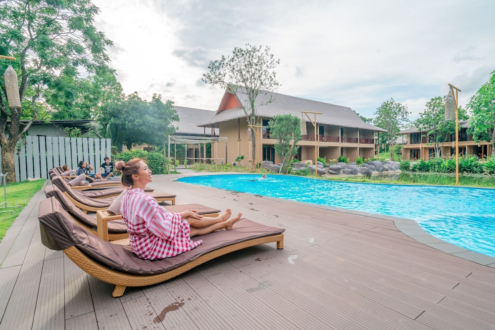 Isaan Isan Resort Khaoyai 8/74