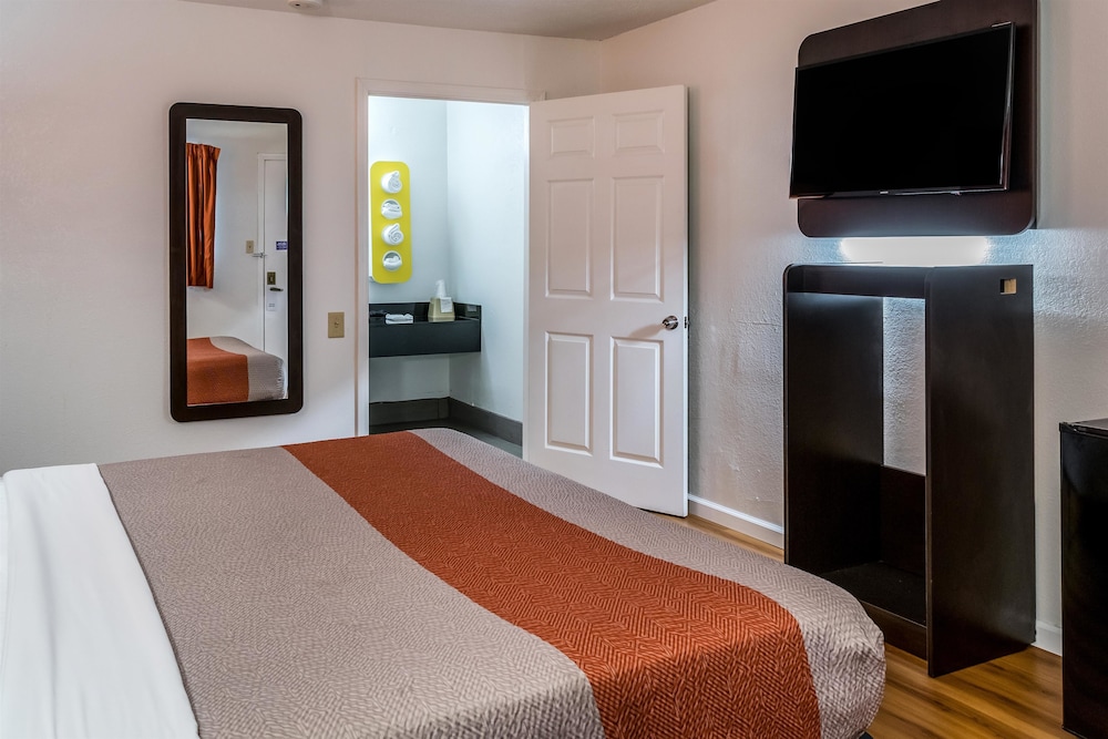 Motel6 Florence, KY - Cincinnati Airport 14/40