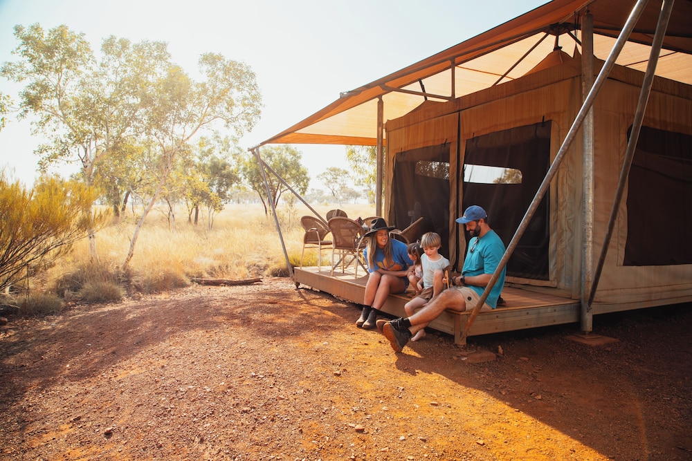 KARIJINI ECO RETREAT. 54/63