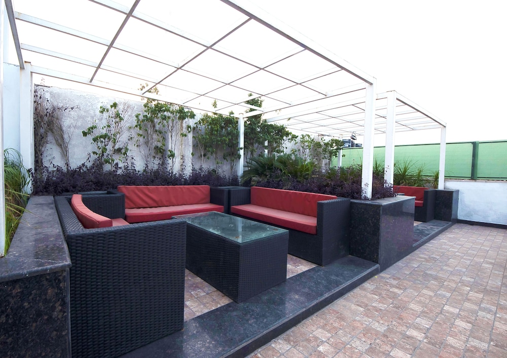 Hotel Le Roi 32/50