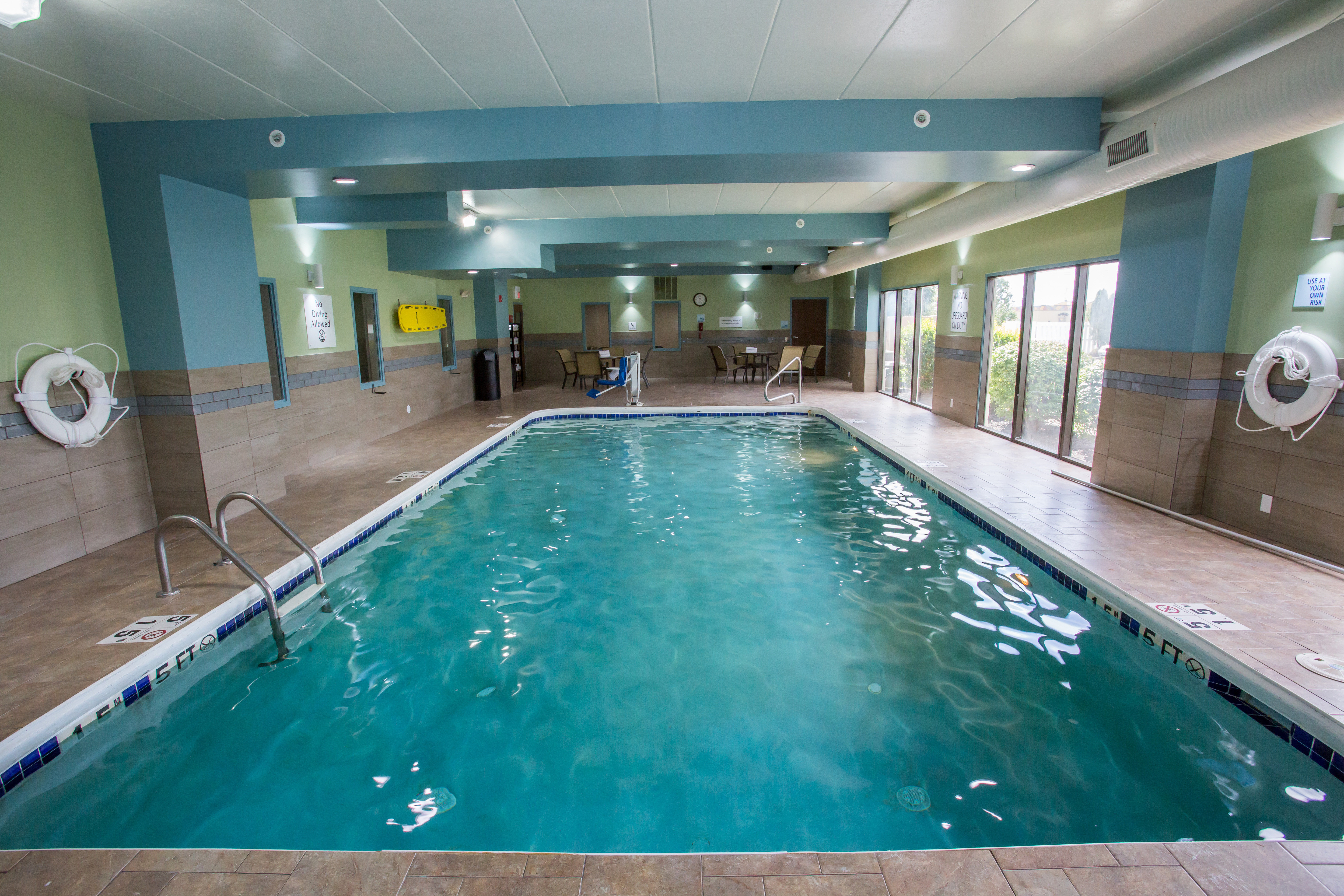 HOLIDAY INN EXPRESS WILMINGTON 29/48