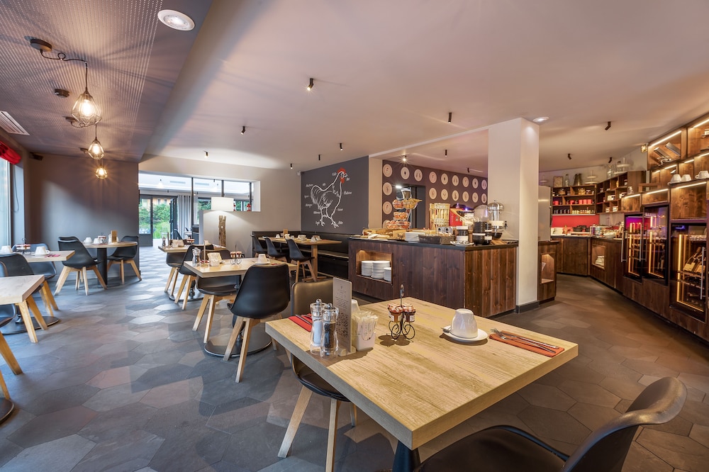 Chalet Hotel le Prieure and Spa 74/87