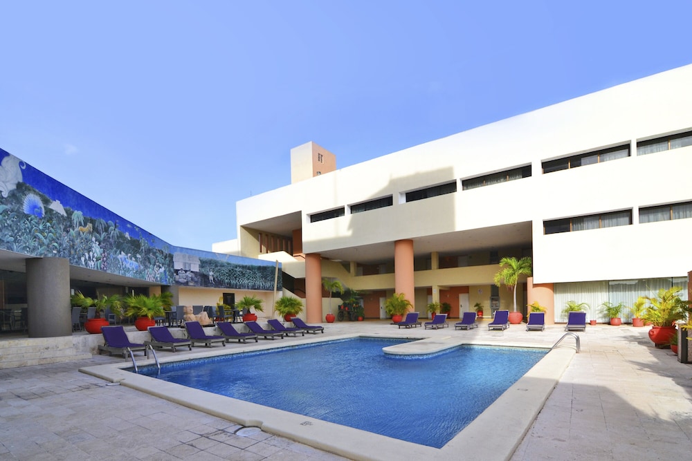 Los Aluxes Hotel 45/50