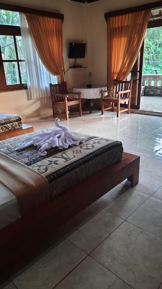 Pande Permai Bungalows 33/47