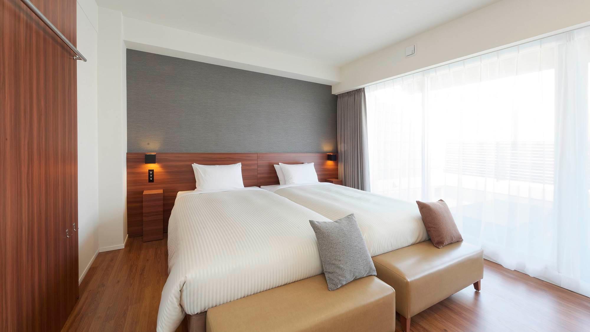 Standard, Twin Beds, North Wing, Balcony, Top Floor