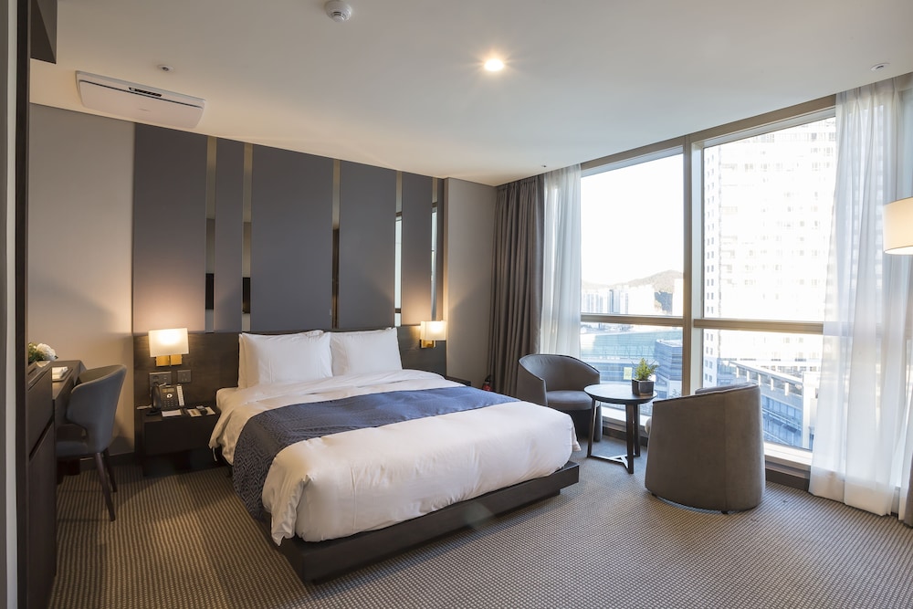 Centum Primus Hotel 27/50