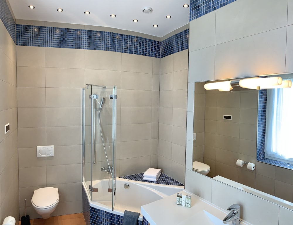 Continental Parkhotel Lugano 48/51