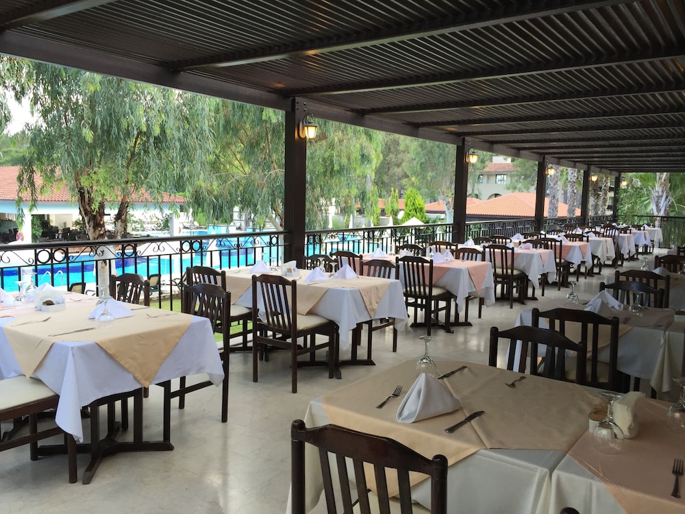 Champion Holiday Village All Inclusive 35/50
