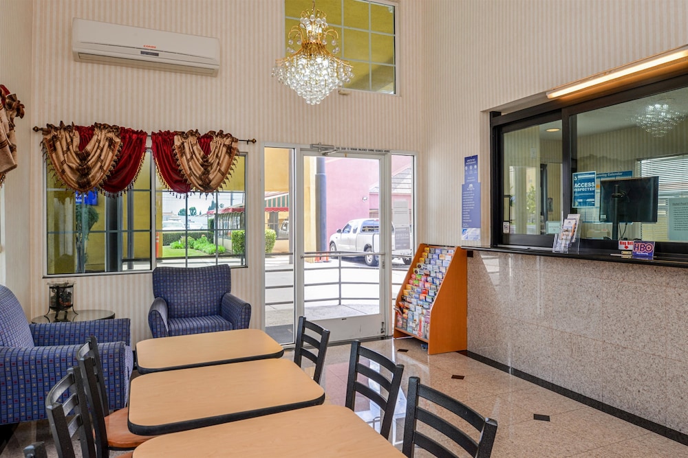 Americas Best Value Inn Azusa Pasadena 32/40