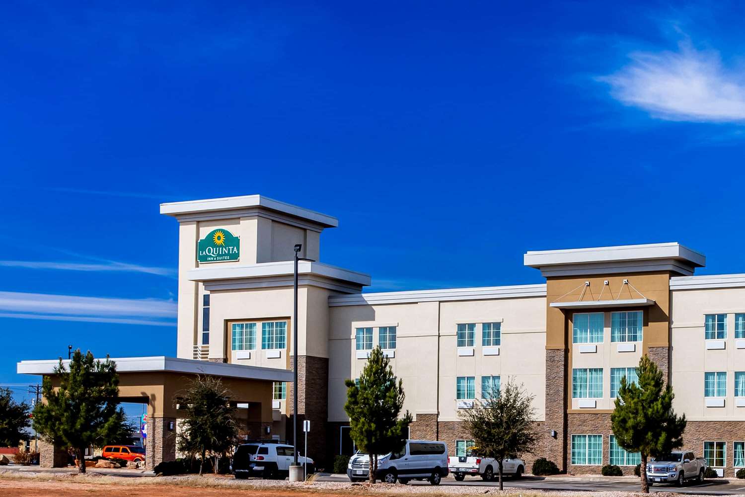 La Quinta Inn Suites By Wyndham Andrews 2/24