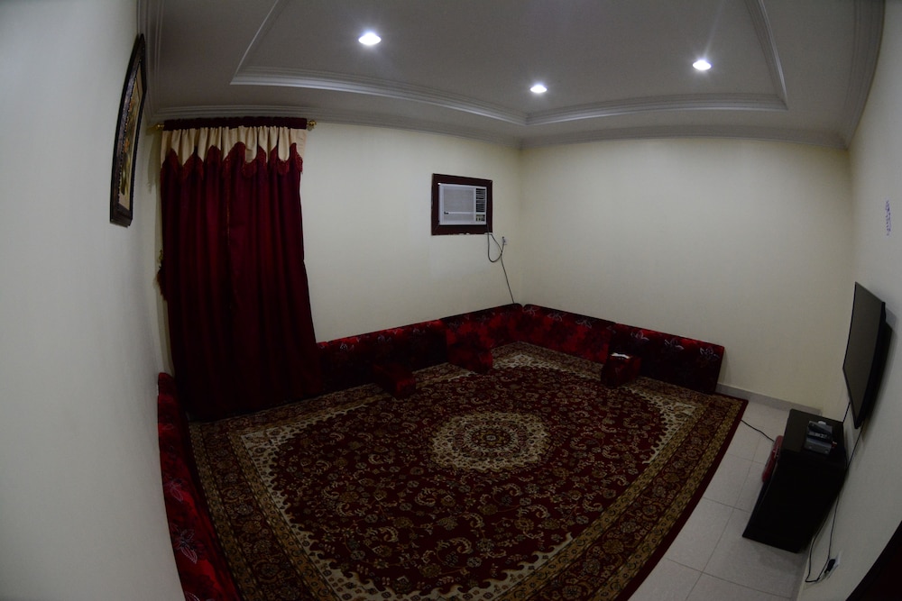 Al Eairy Furnished Apartments Dammam 3 27/40