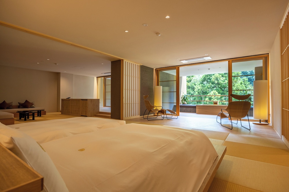 Presidential, Suite, Twin Beds, 2 Futon Beds, Outdoor Bath، Kinnotake Tonosawa 3/5