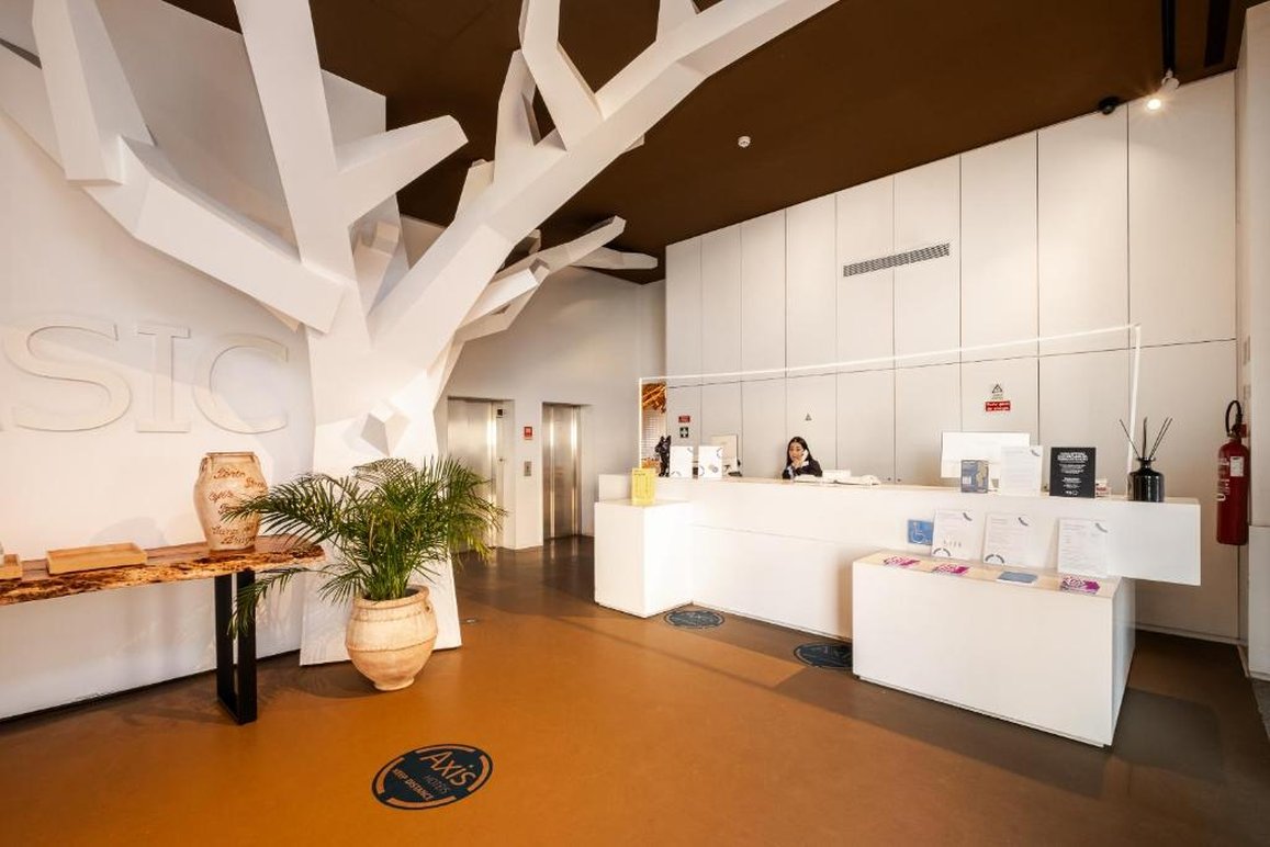 Basic Hotel Braga By Axis 4/69