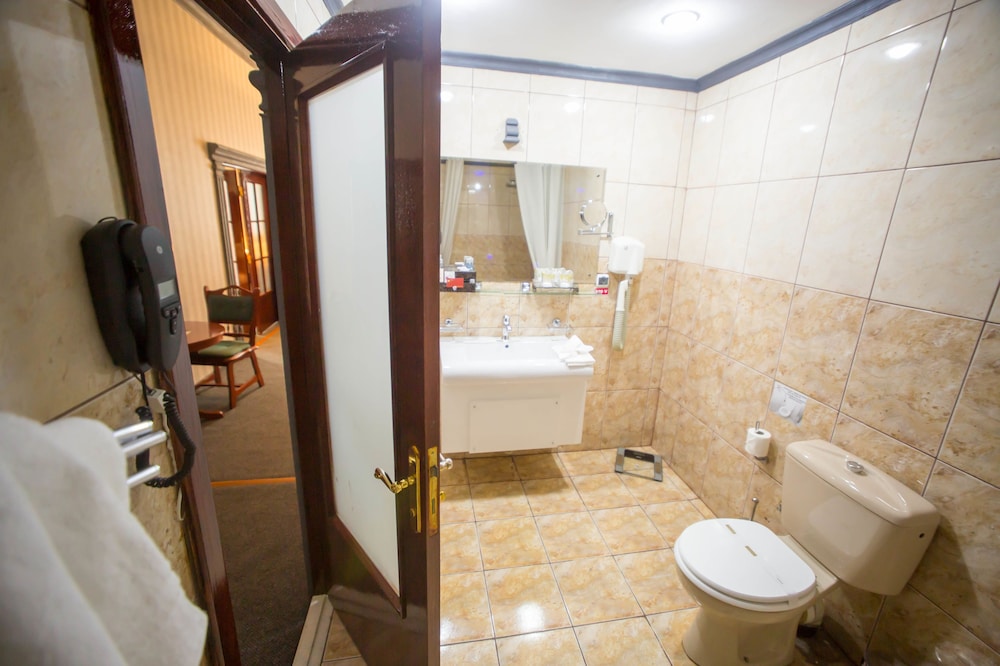 Bucharest Comfort Suites 26/66