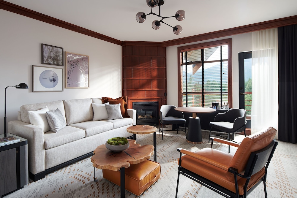 Four Seasons Resort Whistler 66/100