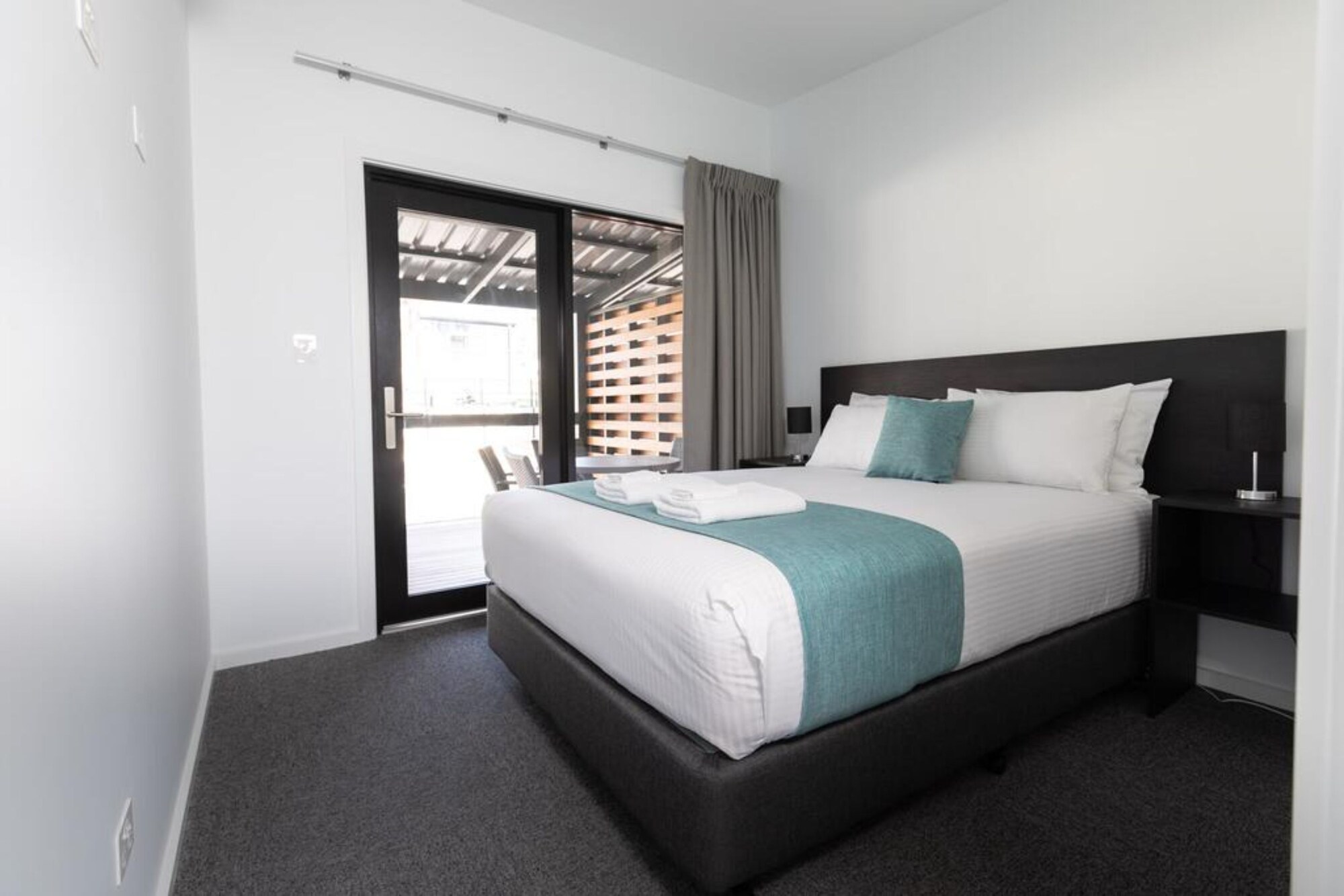 SUPERIOR, STUDIO, CABIN, 2 QUEEN BEDS
