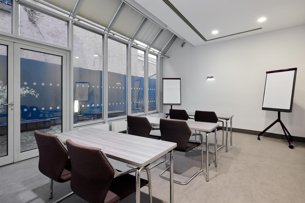 Premier Inn Nuremberg City Nordost 24/28