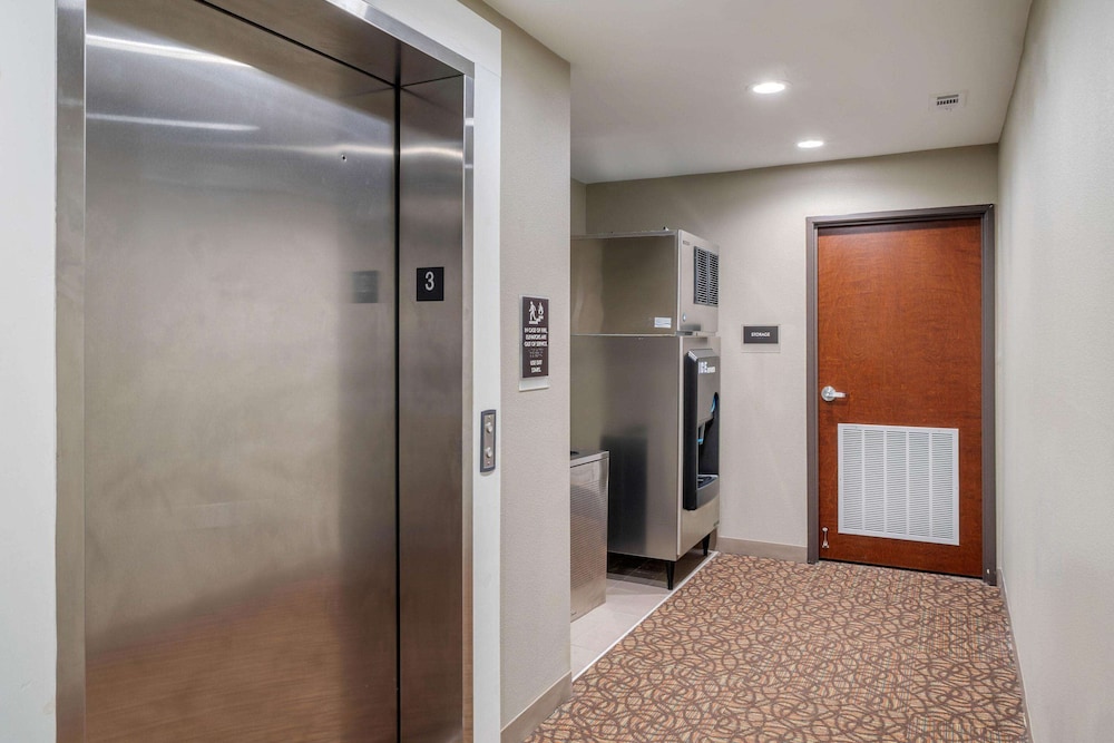 Sleep Inn & Suites Houston Westchase - Little Saigon 17/29