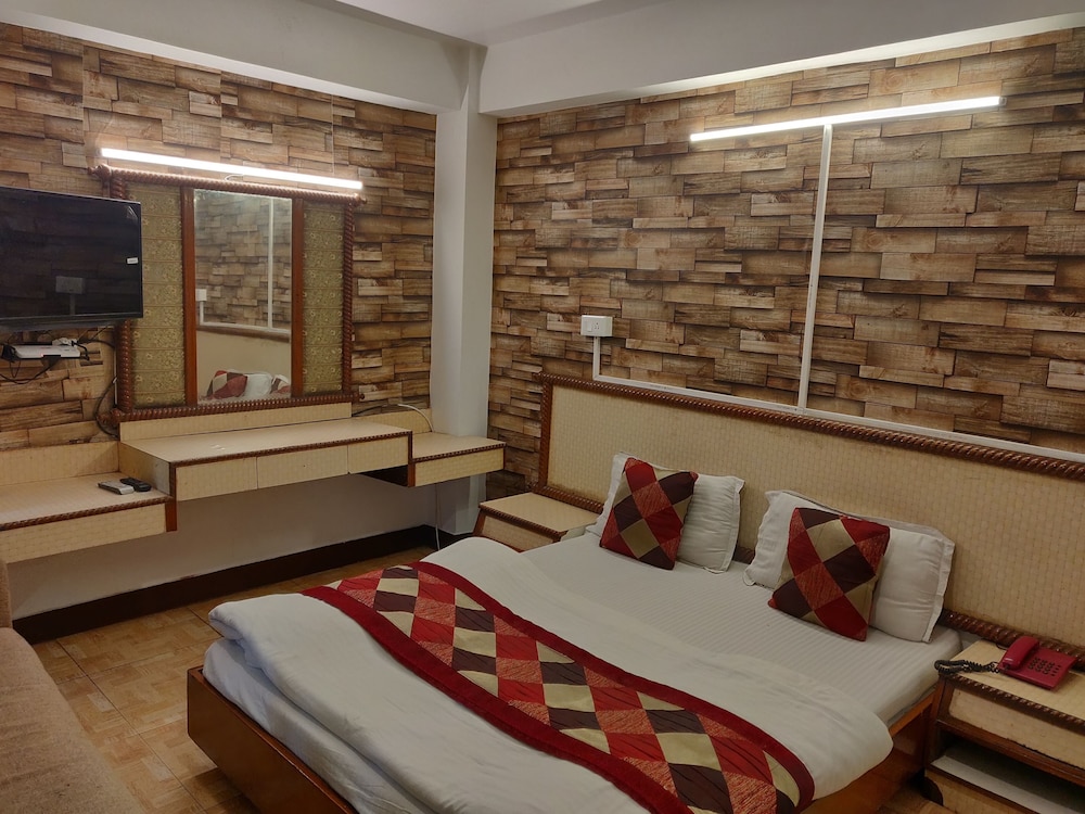 HOTEL HAMERS INTERNATIONAL 20/49