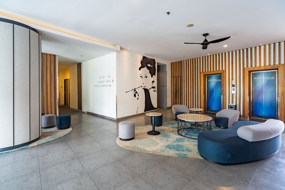 Aston Anyer Beach Hotel 24/50