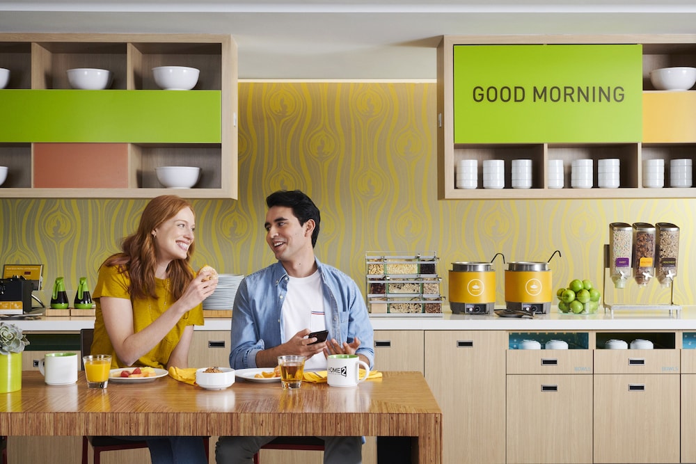 Home2 Suites by Hilton Palm Bay Melbourne I 95 13/40