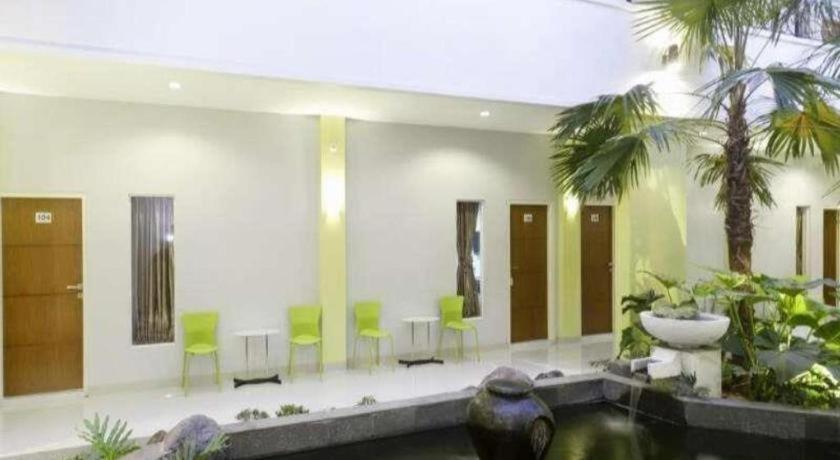 Zaen Hotel Syariah Solo 24/24