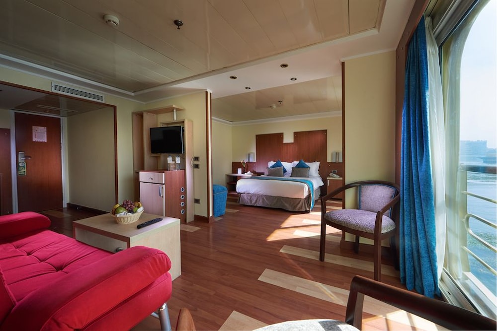 Nile View Jewel 28/50