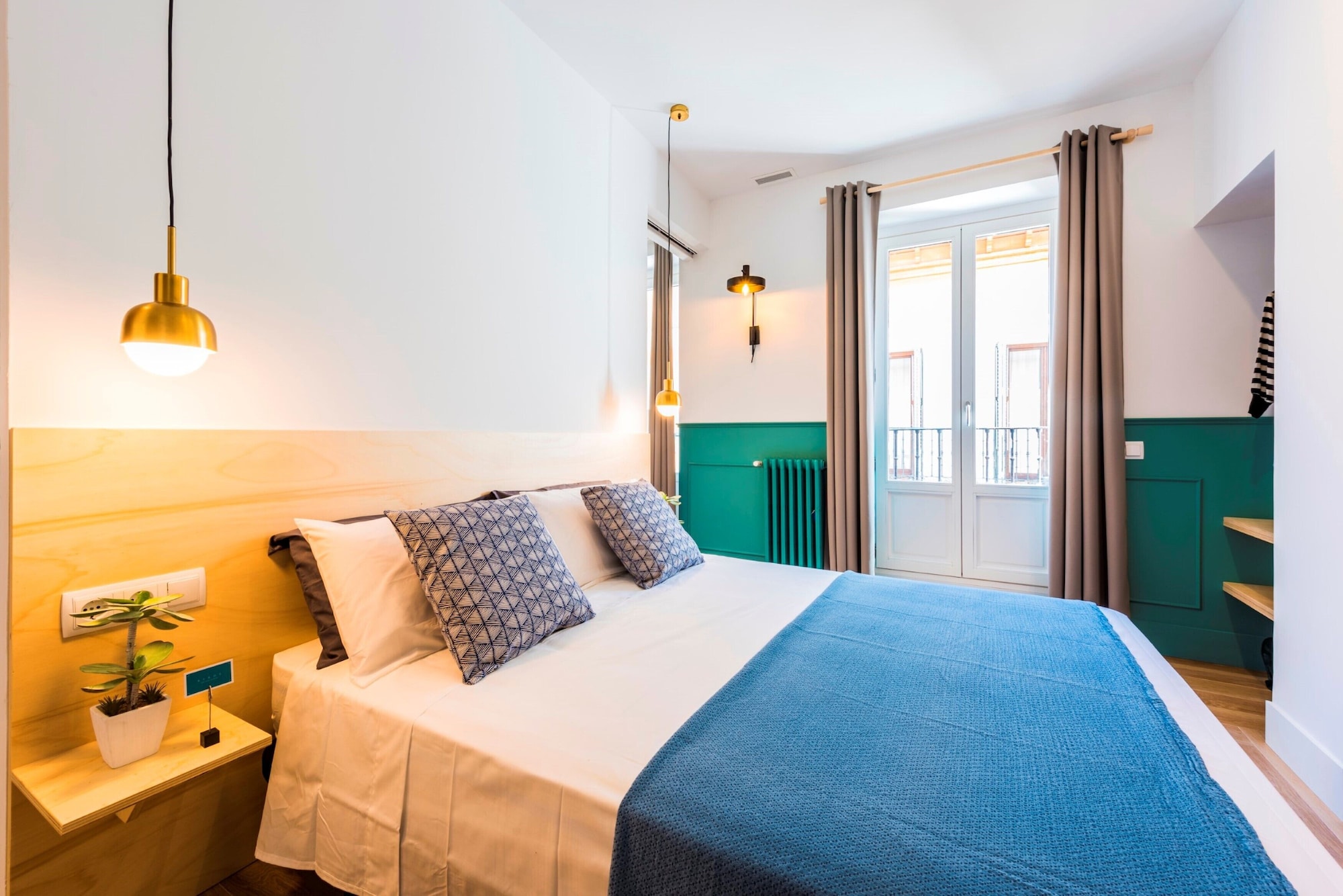 1 BEDROOM, DELUXE, APARTMENT, DOUBLE BED, CITY VIEW, SOFA