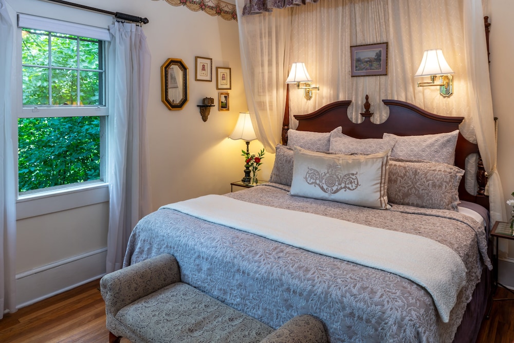 Abbington Green Bed &amp; Breakfast Inn 16/49