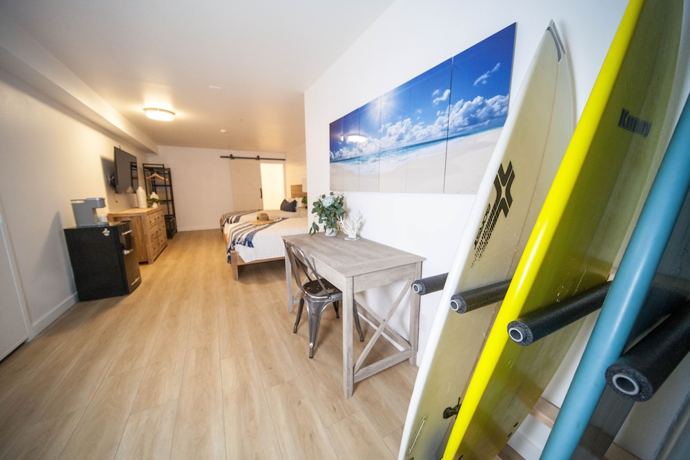 The Surfbreak Hotel 36/63