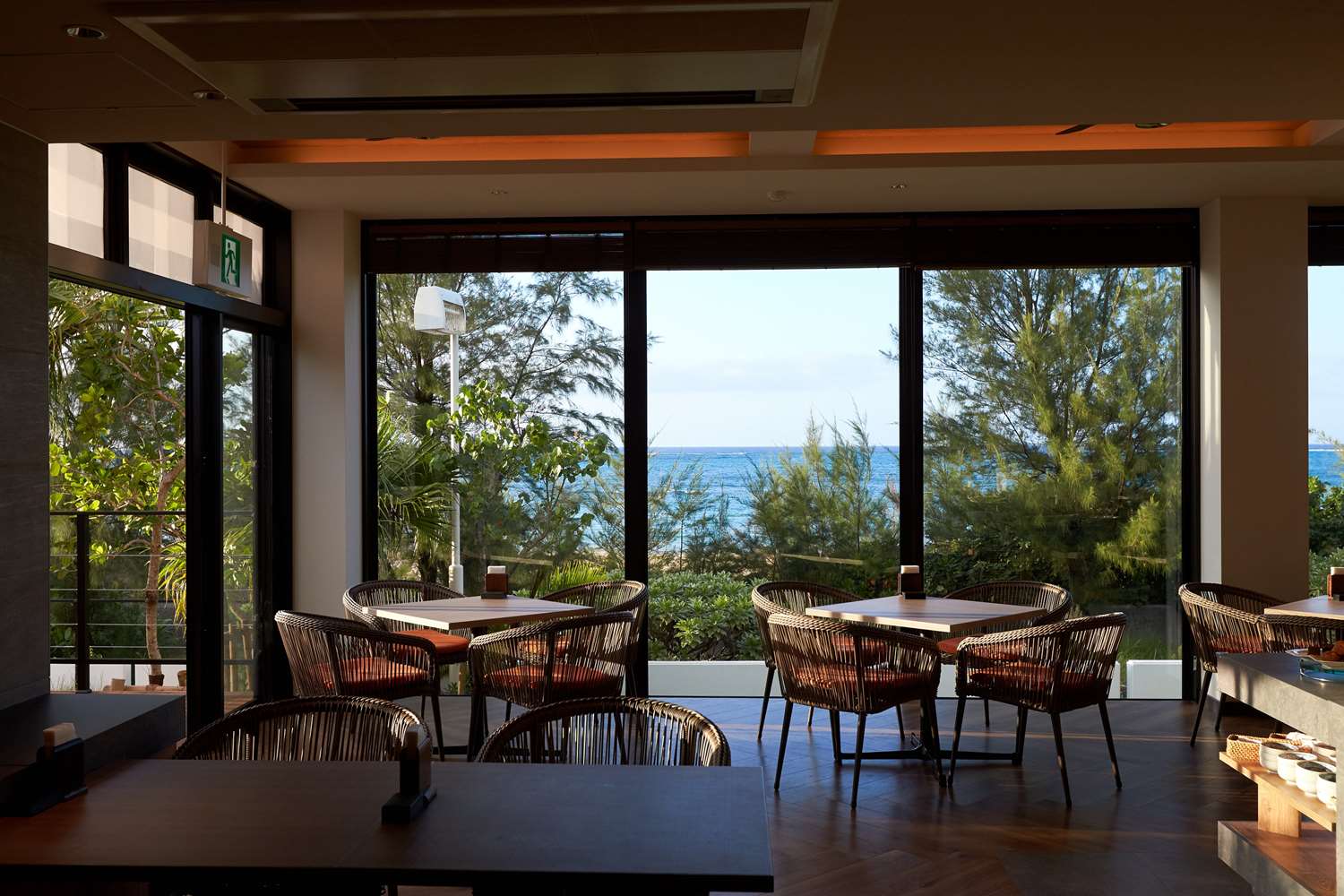 Best Western Okinawa Onna Beach 22/36