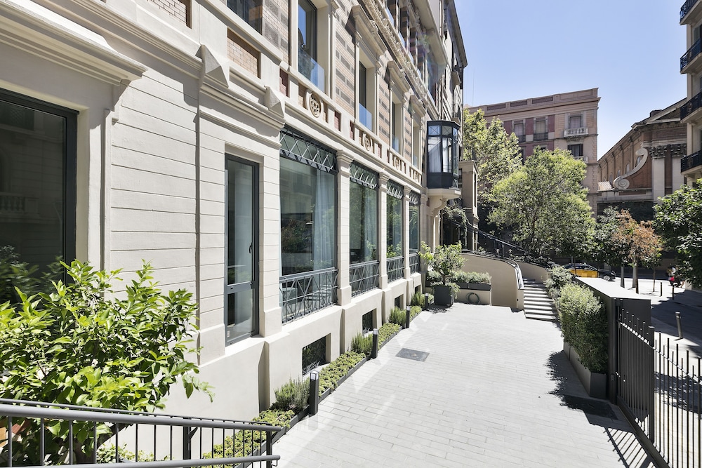 Murmuri Residence Mercader 6/70