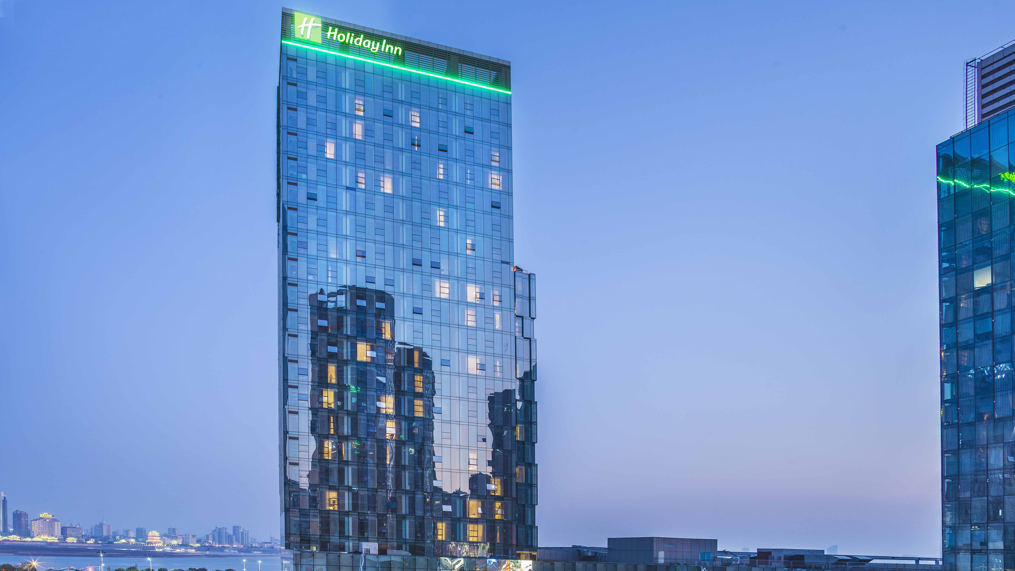 Holiday Inn Nanchang Riverside 1/50