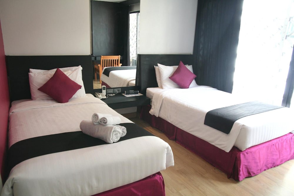 Grand Inn Hotel 24/64