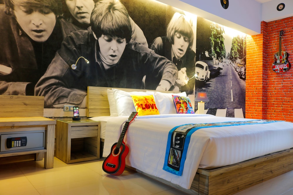 Rhadana Hotel 43/63