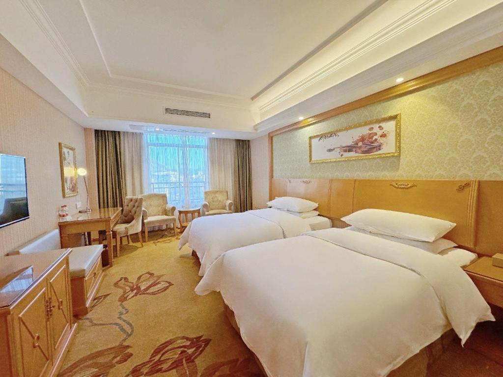 Vienna Hotel (Guilin Xing'an) 24/54