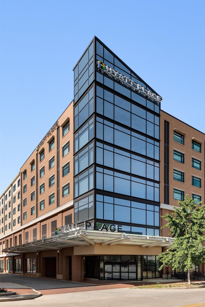 Hyatt Place Bloomington 7/64