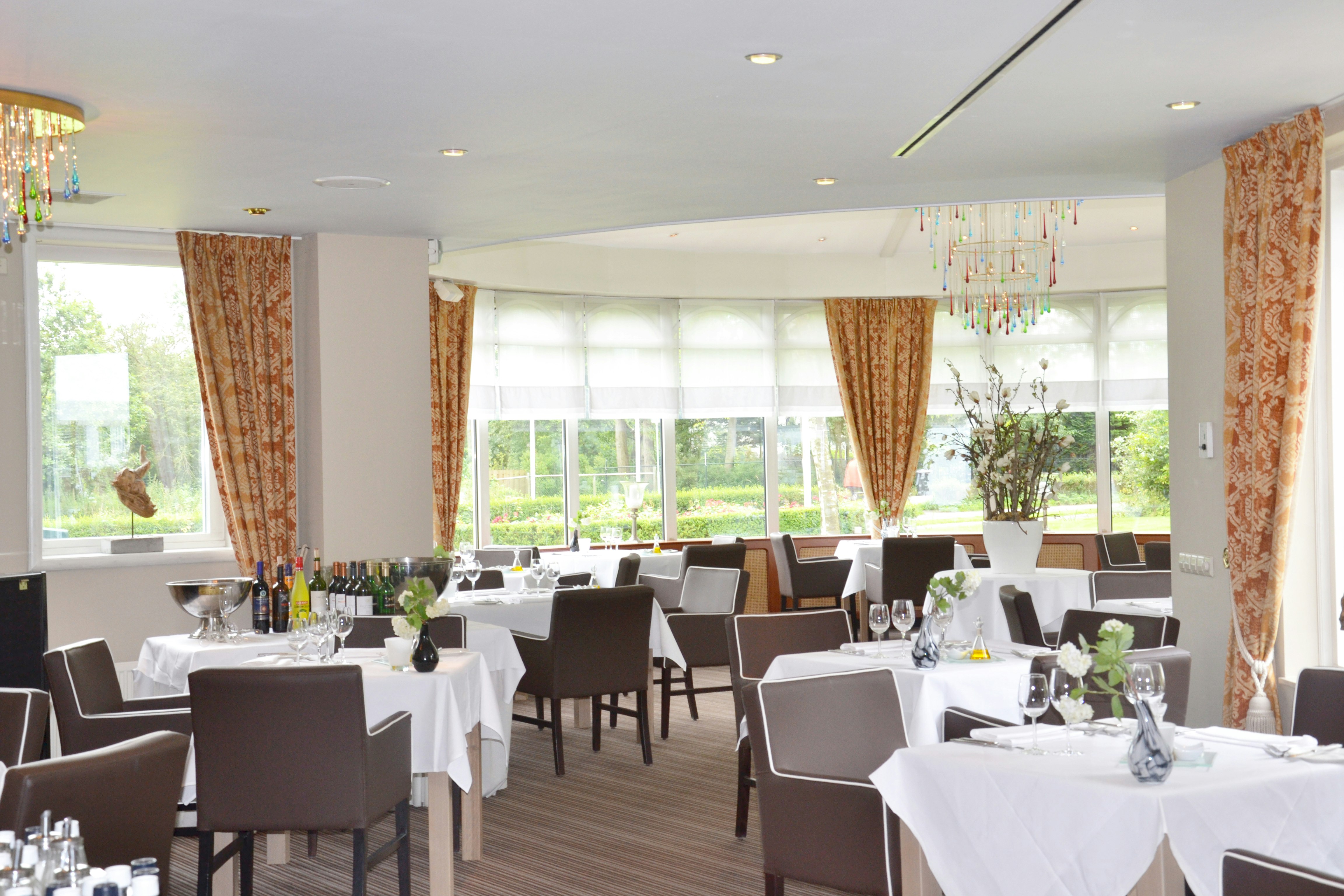Fletcher Hotel-Restaurant De Witte Raaf 34/46