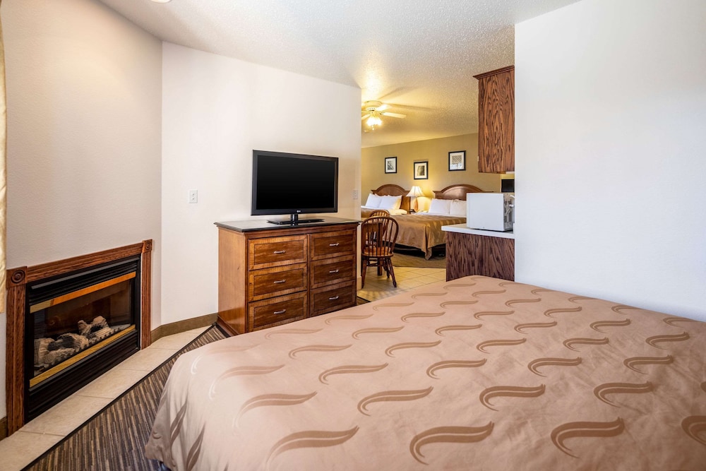 Quality Inn Keystone near Mount Rushmore 9/47