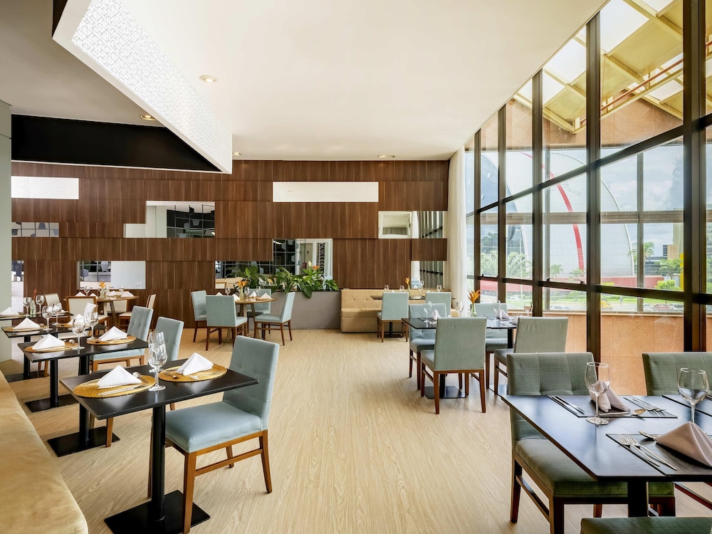 Grand Mercure Brasilia Eixo Monumental 60/73