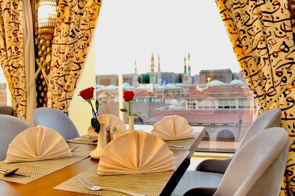 شركة رؤى الهجرة للخدمات الفندقية(Rua Al Hijrah Hotel) 36/50