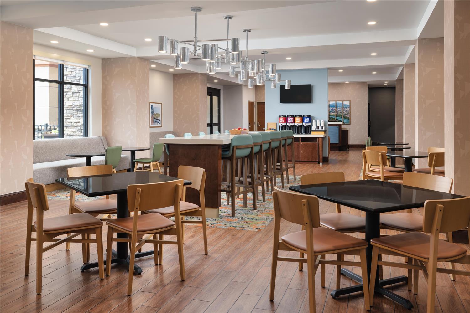 restaurant cafeteria