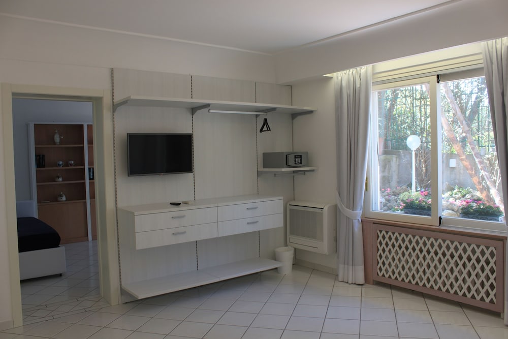 Villa Marinella 36/56