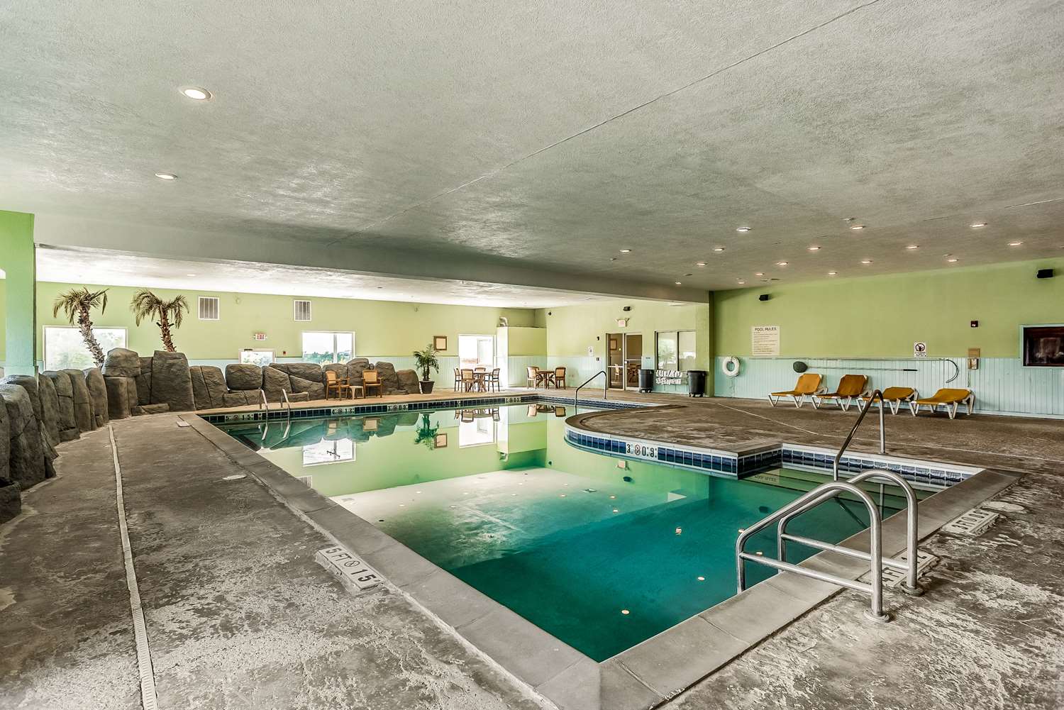 Quality Inn & Suites Hannibal West 40/40