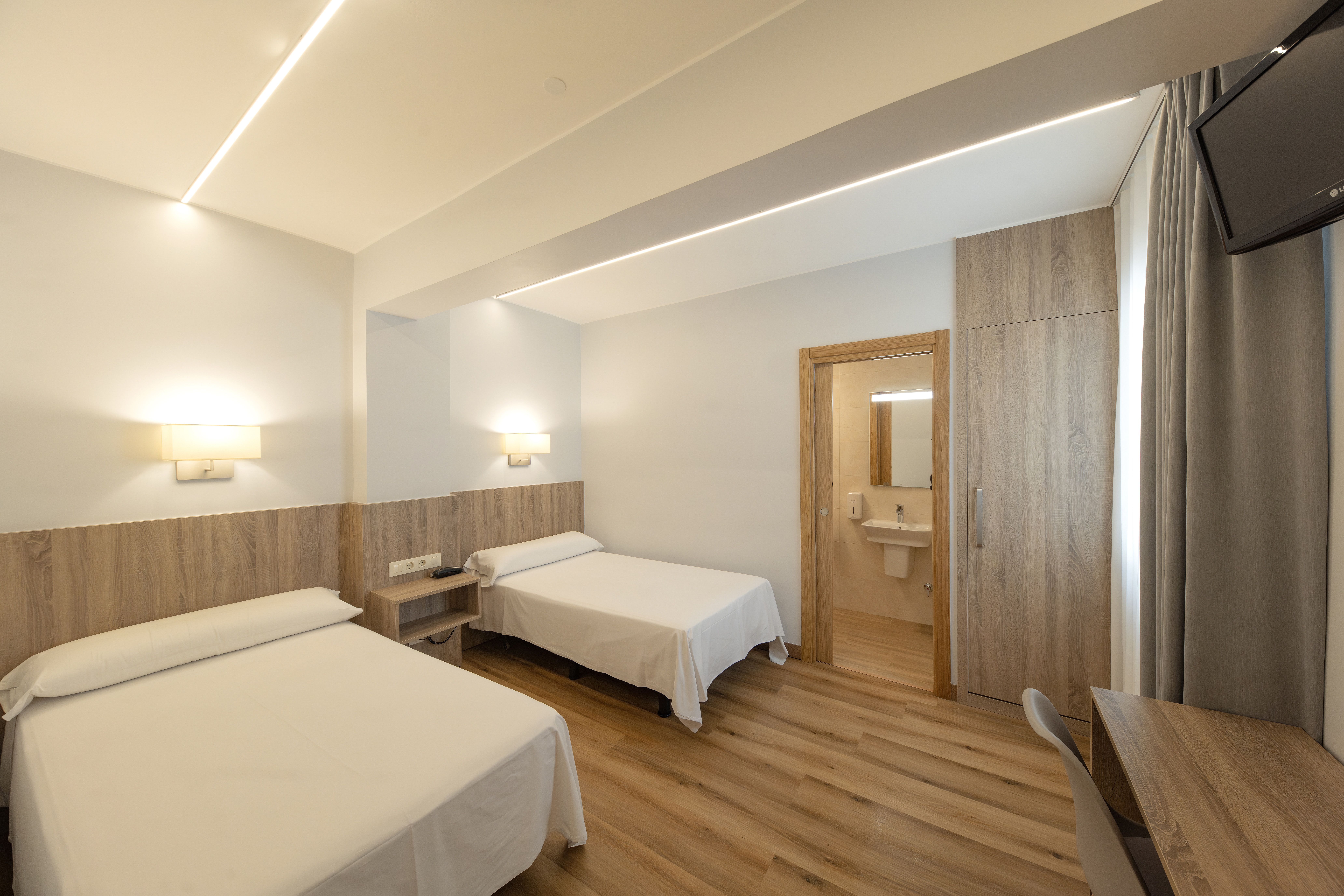 غرفة قياسية بسريرين منفصلين، Hotel Panton 5/10