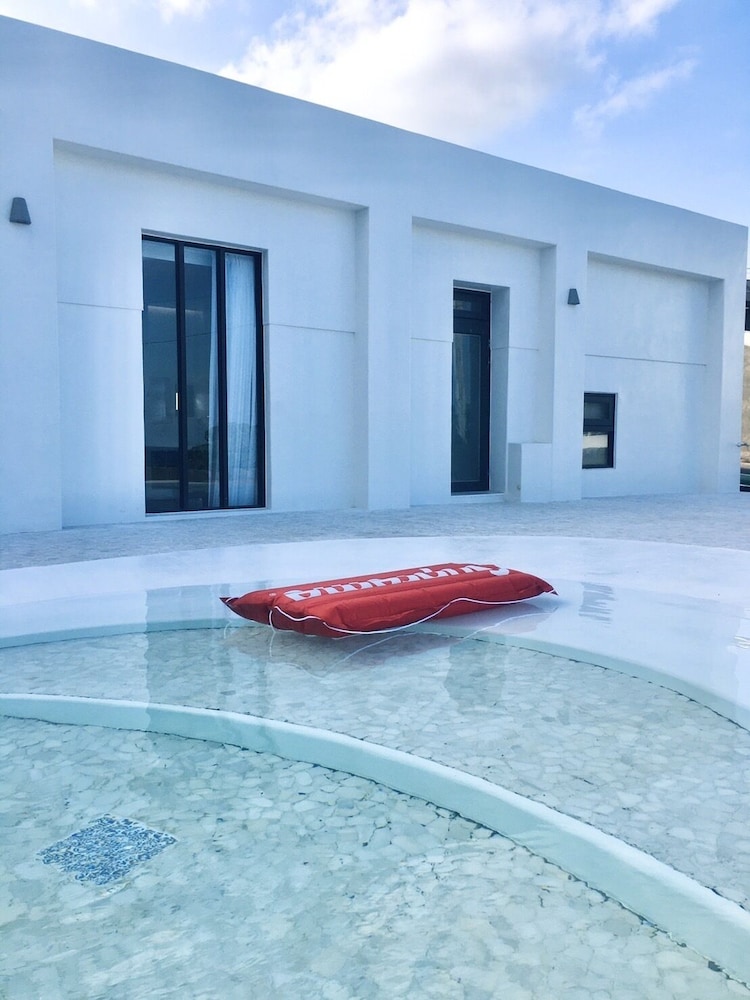 Whilom SeaShoreHotel 1/50