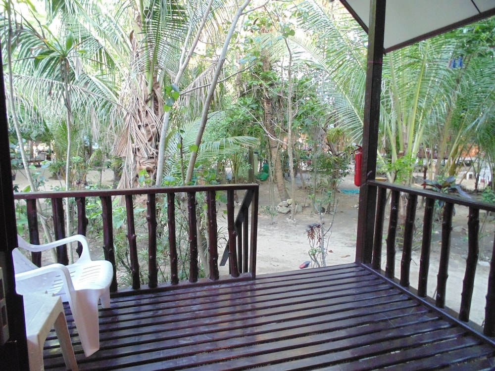 Moonhut Bungalows 23/34