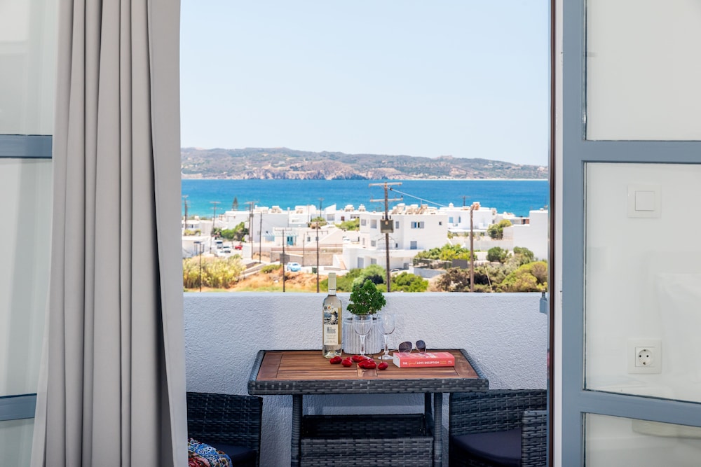 Elea Milos (ex Antonis Rooms) 37/45