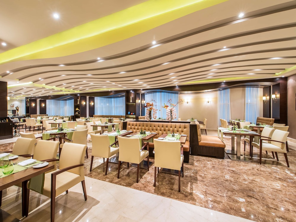 Golden Tulip Doha 55/67