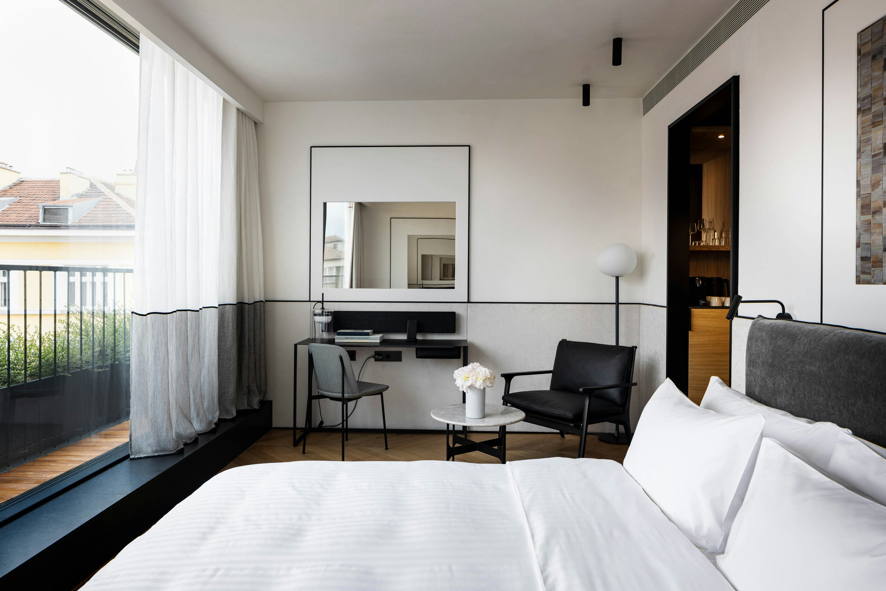 Juno Hotel Sofia, a Member of Design Hotels 4/26